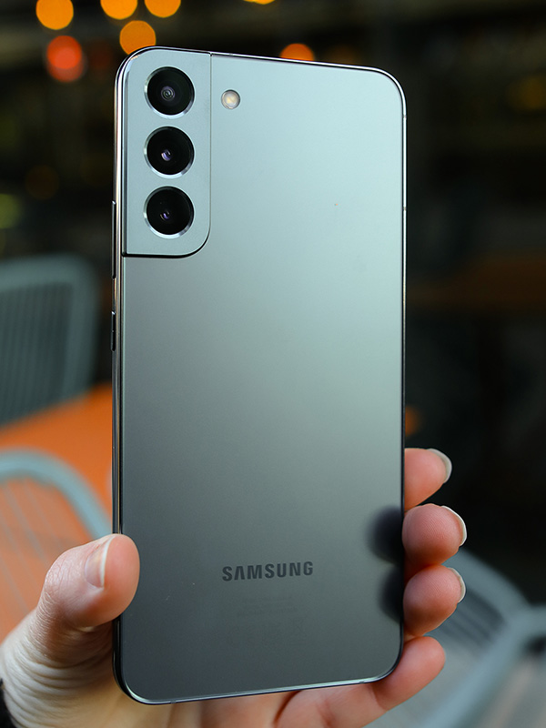 Mobiltest: Samsung Galaxy S22 og S22+ | Telia